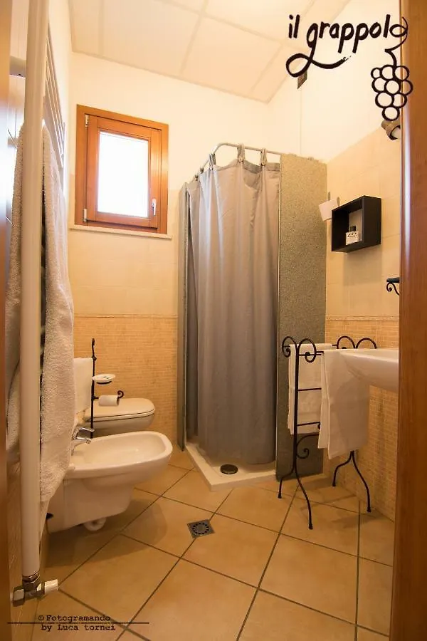 B&B Il Grappolo Foresteria Lombarda Sirmione Bed & Breakfast